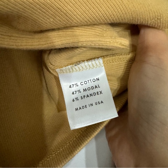 Lovers and Friends Crop Cardigan in Yellow Size XXS - Picture 4 of 7